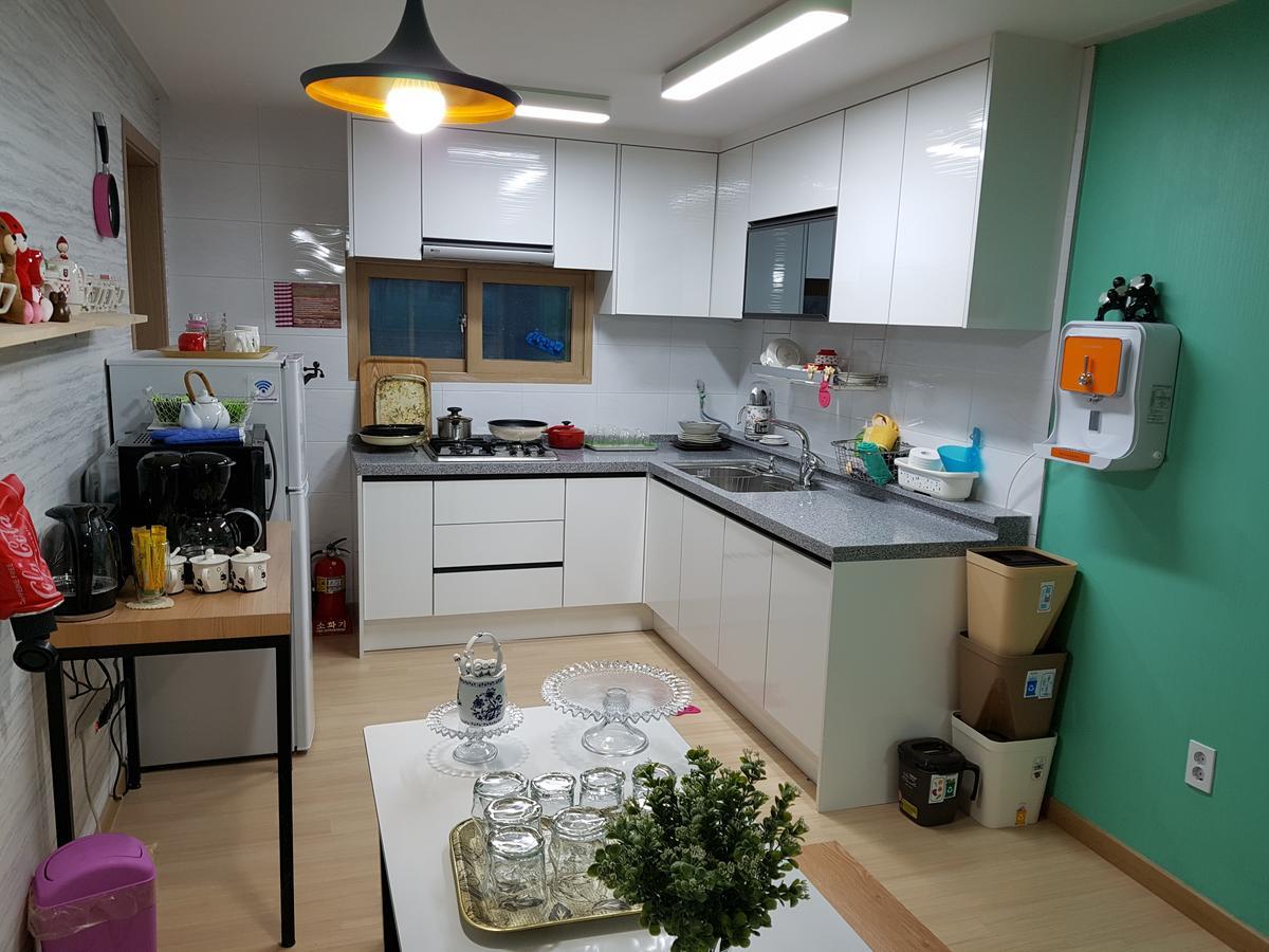 Buzz Guesthouse Incheon Exterior foto