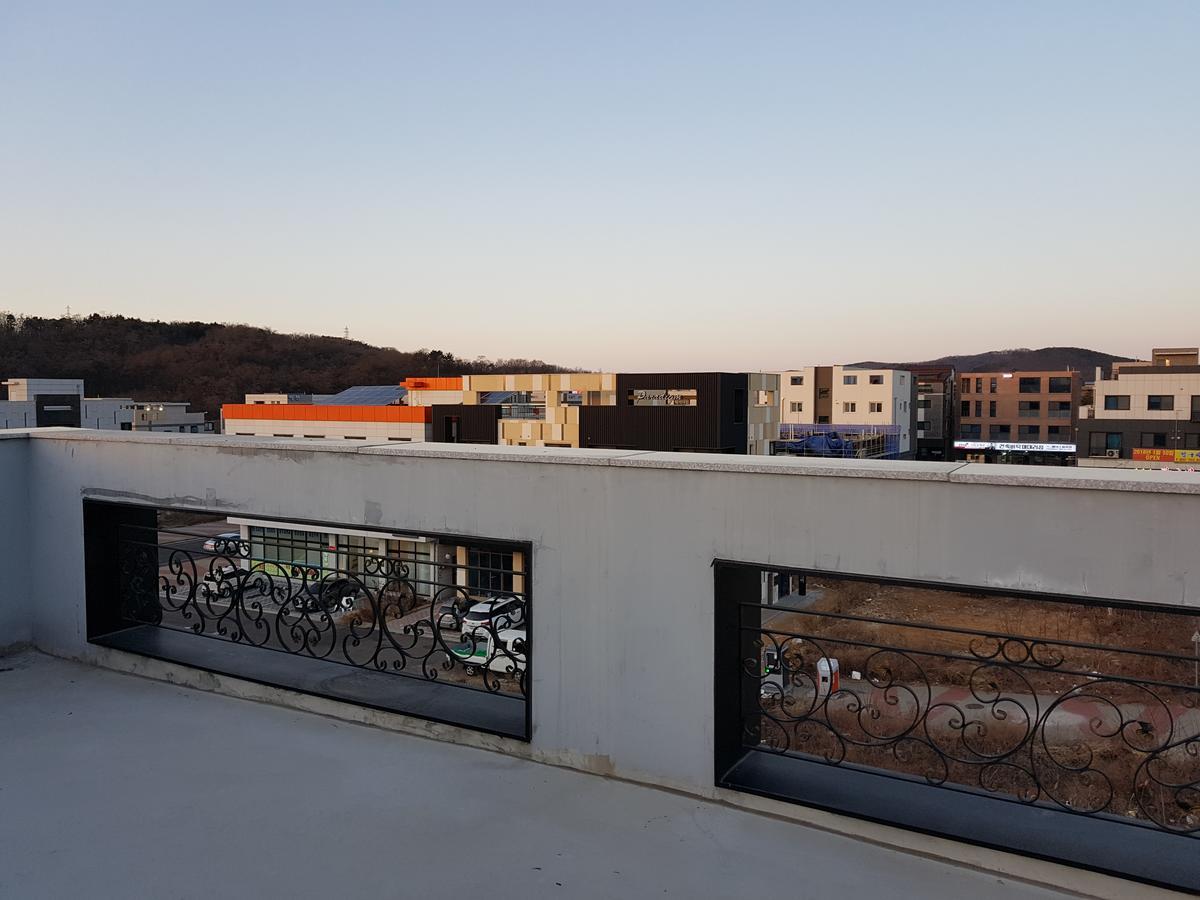 Buzz Guesthouse Incheon Exterior foto
