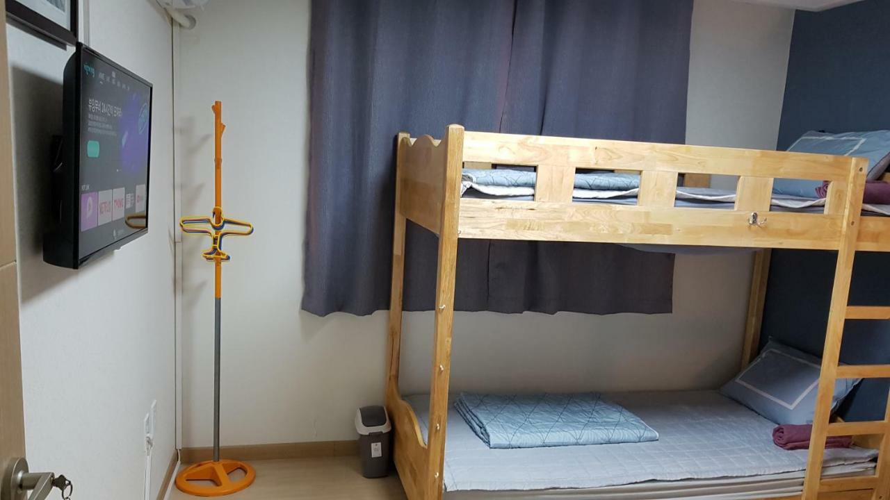 Buzz Guesthouse Incheon Exterior foto